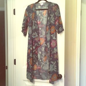 LuLaRoe Shirley tunic